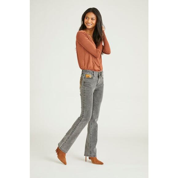 Driftwood Kelly Boot Cut Jeans Grey Acid Wash Mid Rise Embroidered Pockets Sz 28 - Picture 3 of 11